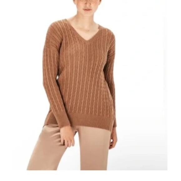 Chloe Kristyn Size Small Tan Tequila V Neck Cable Sweater Cozy Cabin Chic NWT - Picture 1 of 15